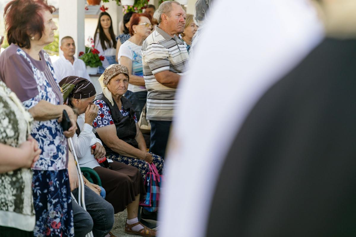PS Nichifor Botoșăneanul a sfințit casa socială și clopotnița din Dumitreștii Gălății / Foto: pr. Silviu Cluci
